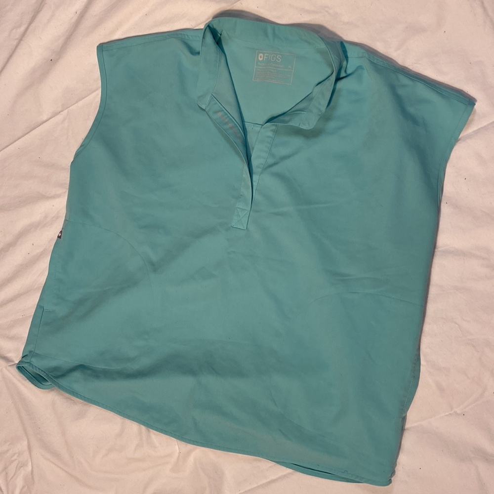 Figs Rafaela Oversized Scrub top - Picture 4 of 4
